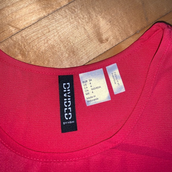 [M]👚NWOT - H&M skull high-low top - Picture 3 of 5